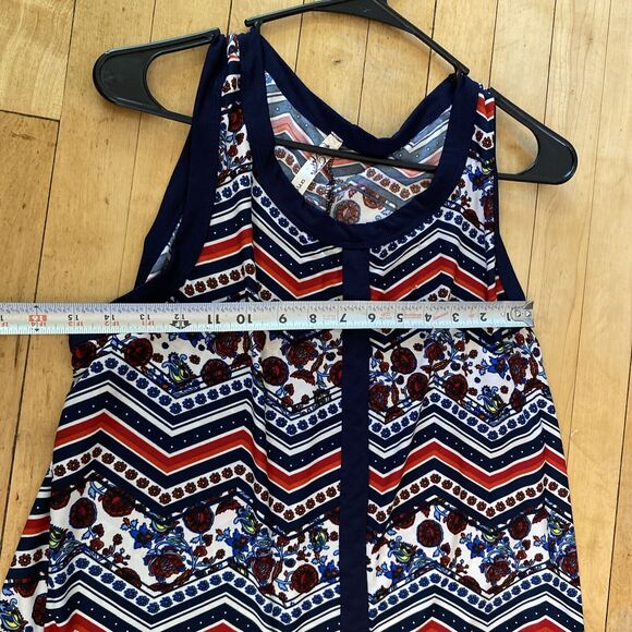Andrea Missy Blouse Women’s Large Sleeveless Chevron Floral Colorful Slit Bottom - Picture 9 of 10